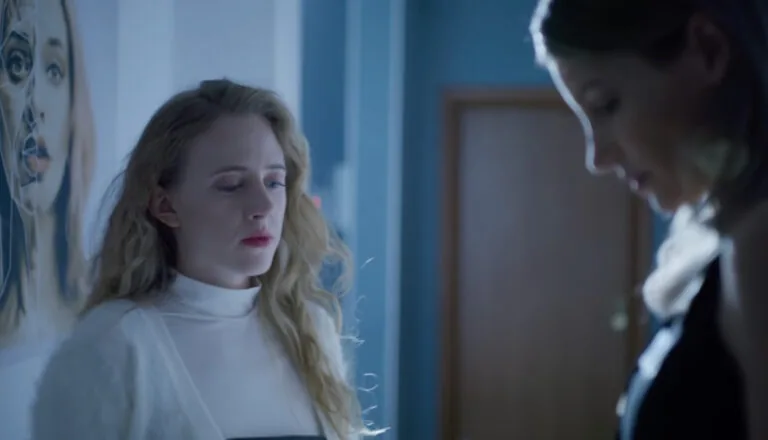 Момент из 4 серии 1 сезона